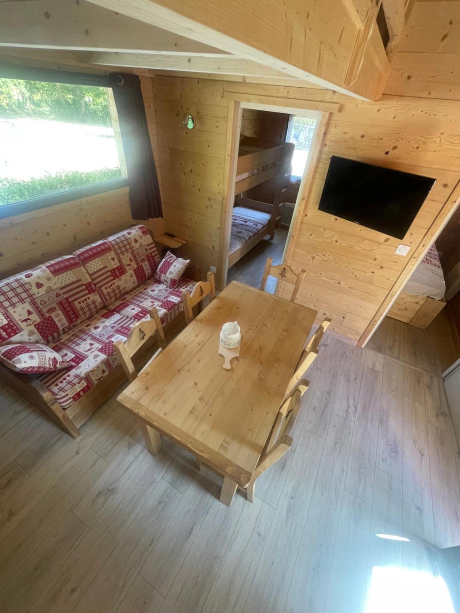 Camping L'Enclave Mobil-Home Estavar Eksteriør billede