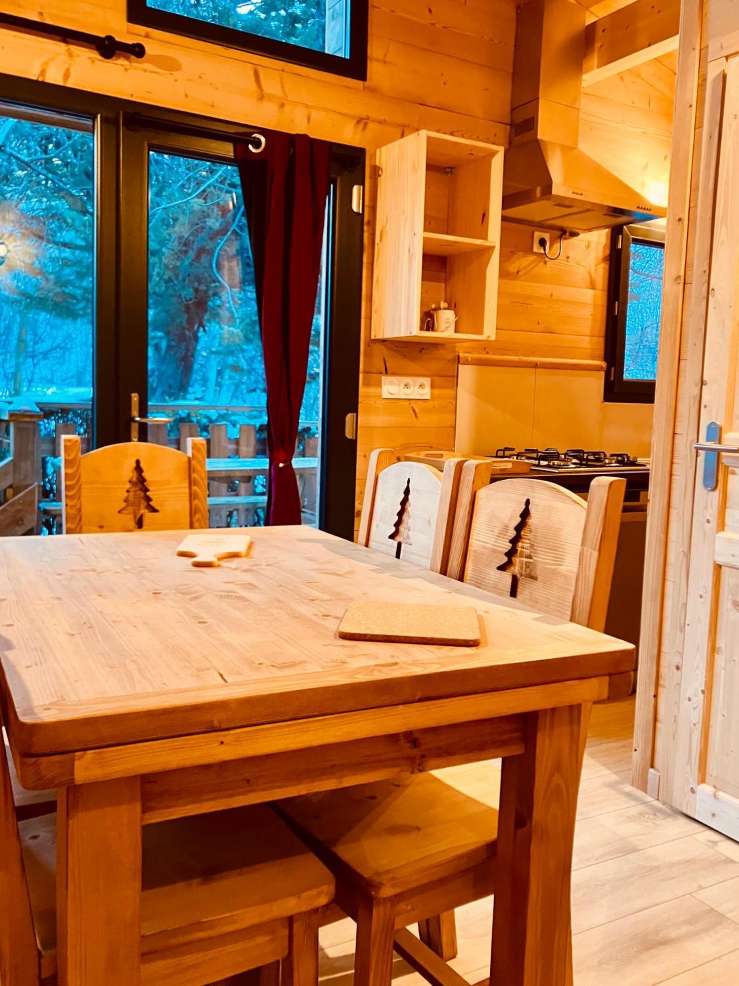 Camping L'Enclave Mobil-Home Estavar Eksteriør billede